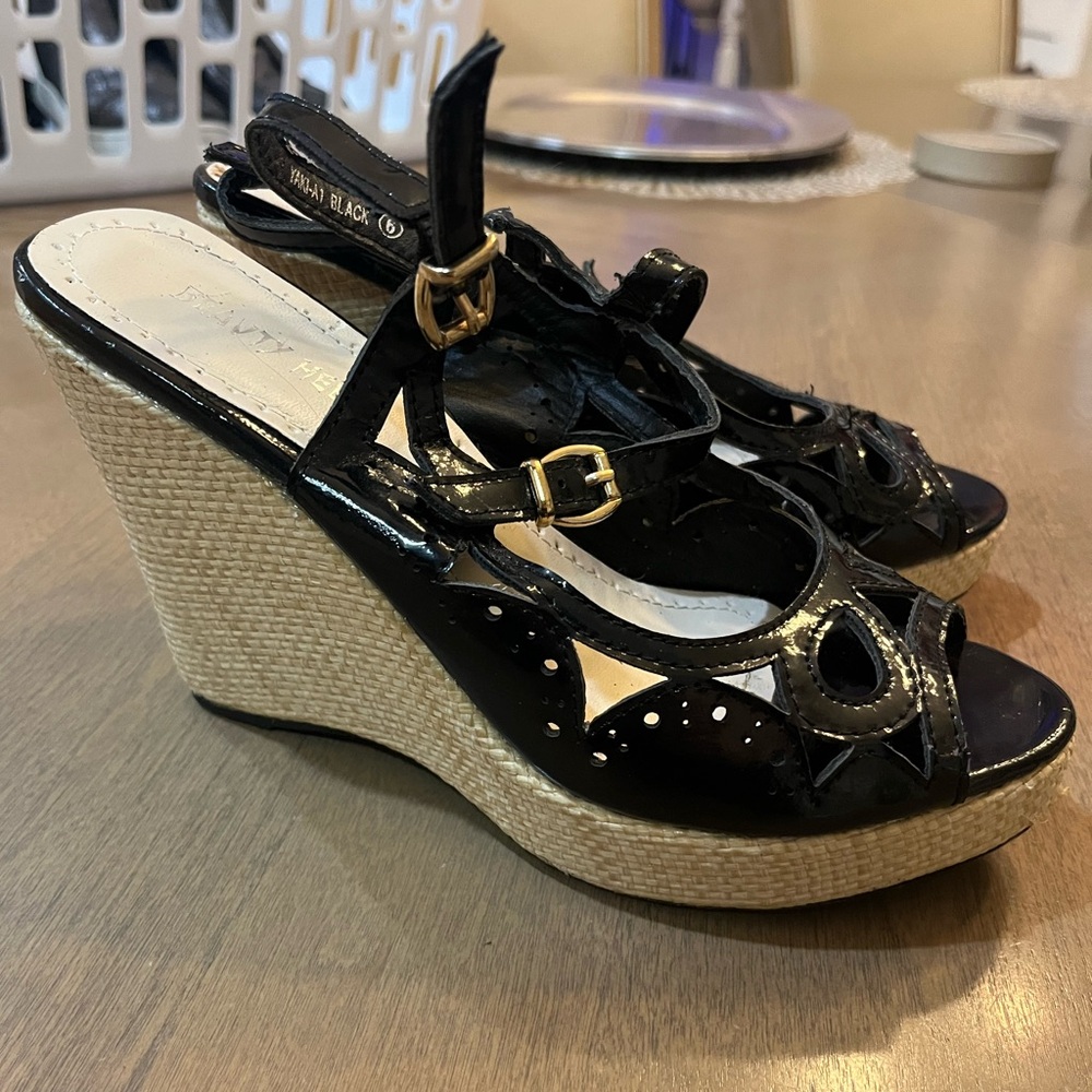 VINTAGE Y2K Beauty Heel Open Toe Sandal Woven Neutral Wedge High Heels